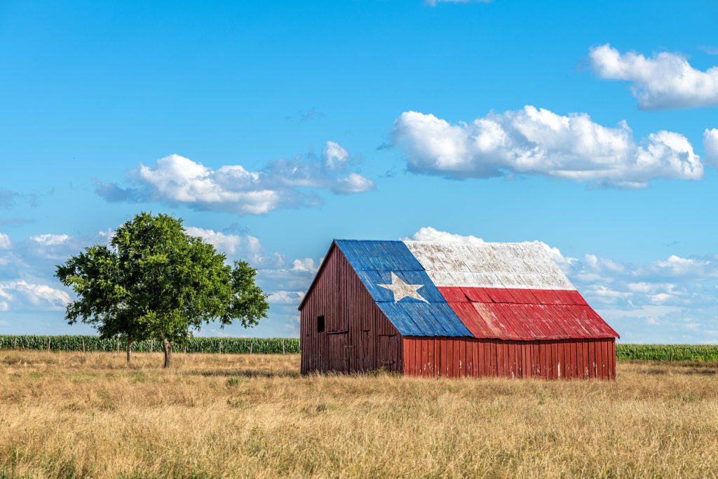 iStock 1260129386–An abandoned barn in Texas US CREDIT joebelanger for istockphoto