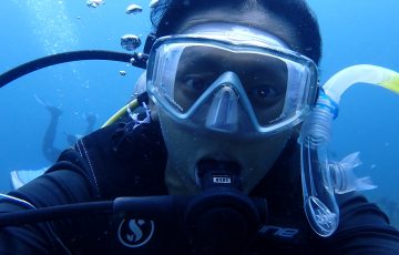 P7307778 Liong Leong close up in Les Village PHOTO Anten—LOW